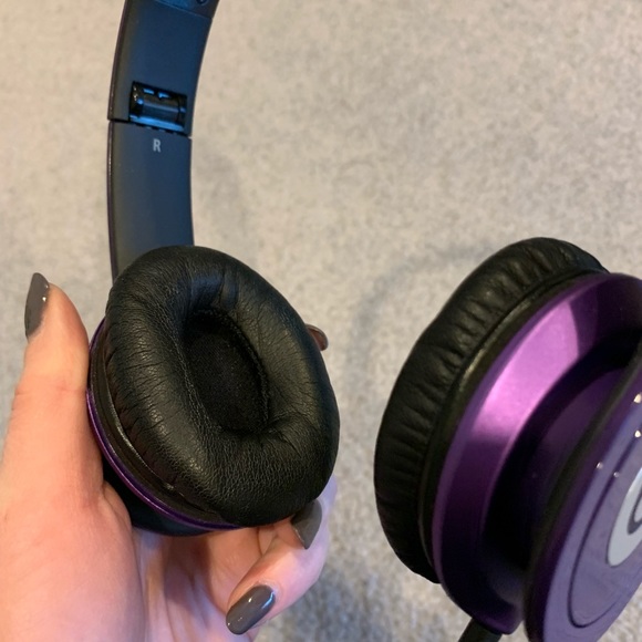 Beats By Dre Solo HD Purple - Picture 3 of 6